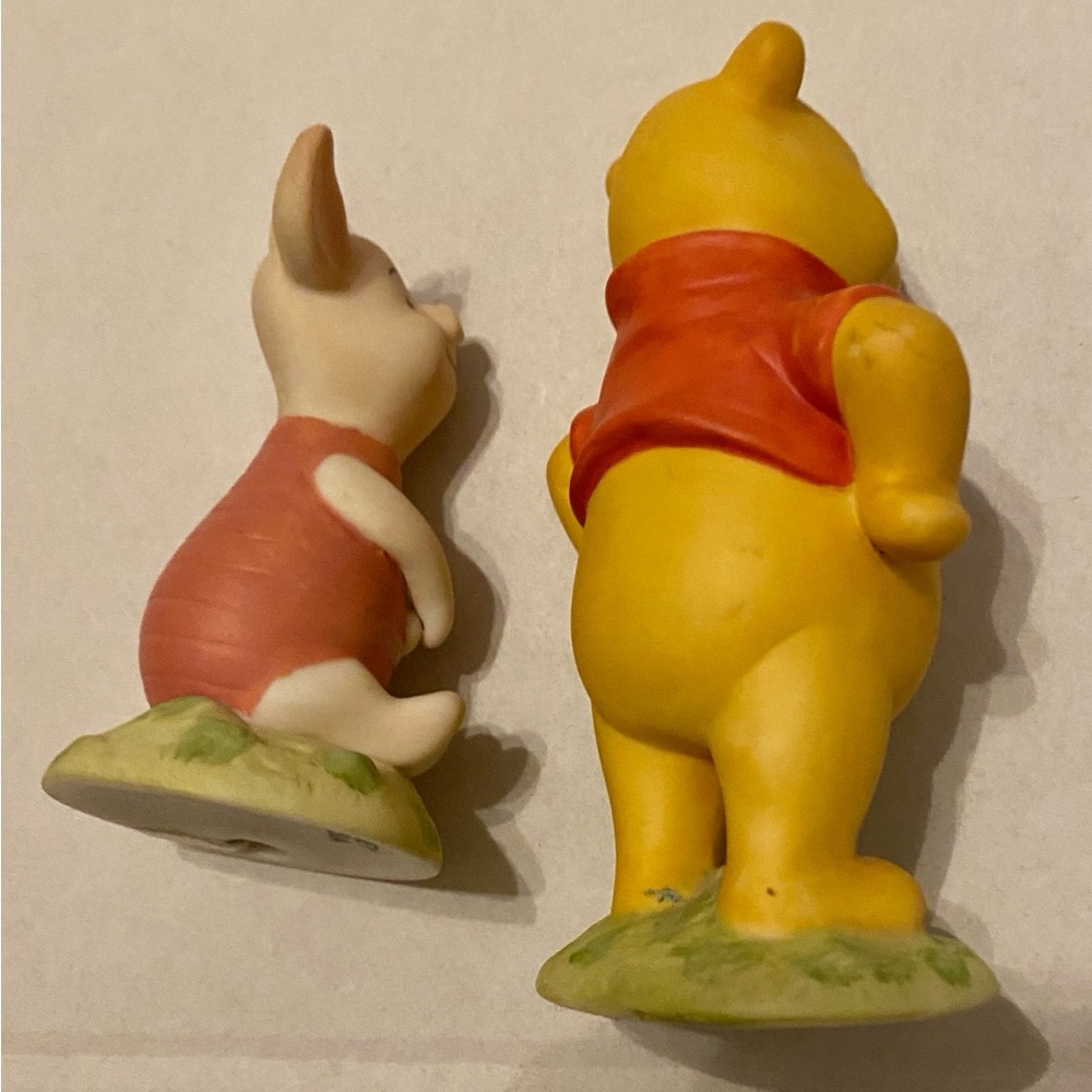 Disney Winnie the Pooh and Piglet Porcelain Figurine Lot - Picture 5 of 11